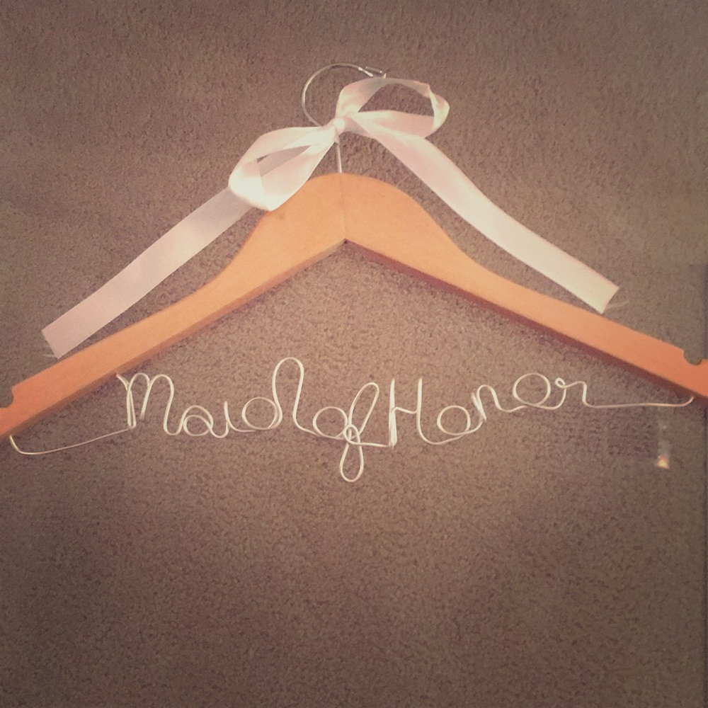 Maid of Honor Hanger 👰🏻👗